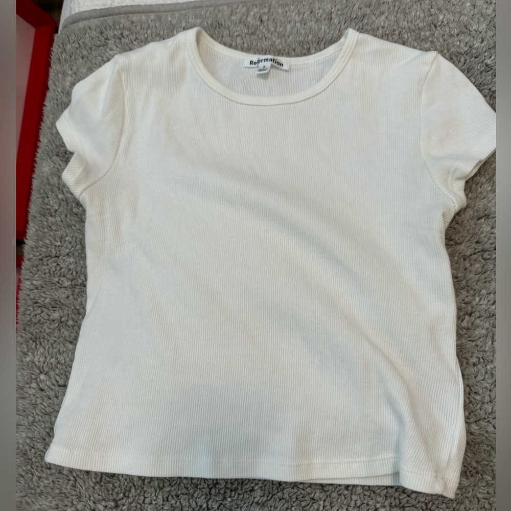 Cropped white reformation tee small
